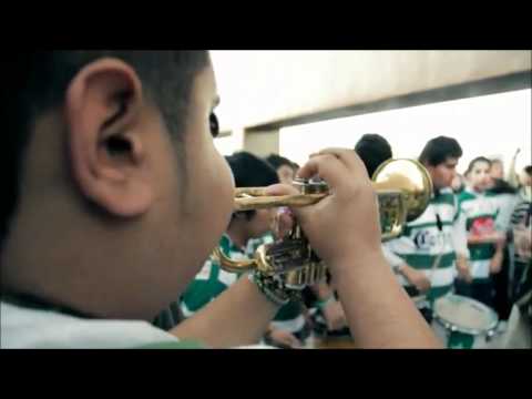 "Señores yo soy del santos y tengo aguante" Barra: La Komún &bull; Club: Santos Laguna