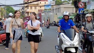 Street Scene Phnom Penh See The Tourist Street In PHNOM PENH CAMBODIA