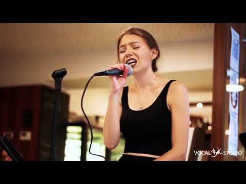 Poletni glasbeni večeri v Oštirki, BK STUDIO DUO (Nastja & Aljaž)