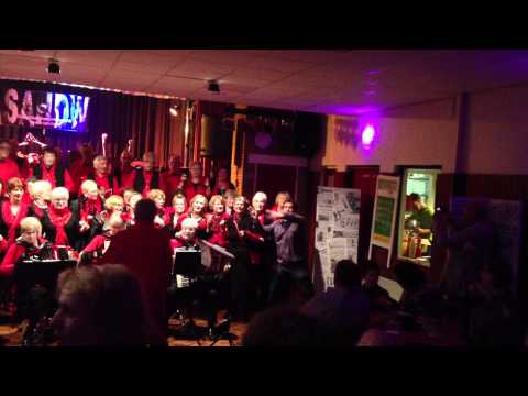 broertjes Ploeg geven een feestje . . .