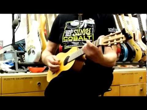 YAMAHA Guitarlele WERBUNG