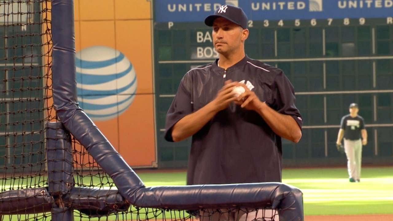 NYY@HOU: Pettitte throws BP for the Yanks in Houston