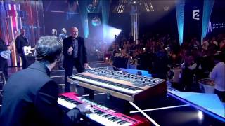 Phil Collins - (Love Is Like A) Heatwave  (11/12/10)