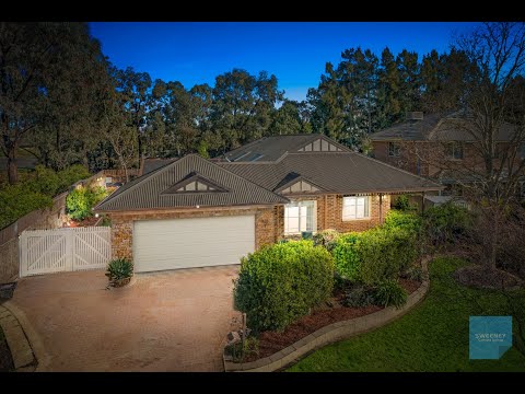 Listed By Nathan Hunt: 17 SPRING CIRCUIT, CAROLINE SPRINGS