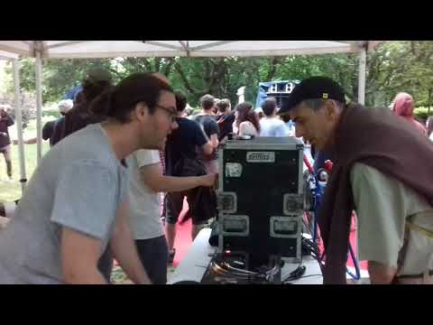 Universal Love Warrias plays Centry - Stretch foot skank @la Fête de la Musique/Besançon