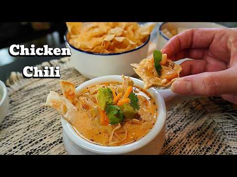 The Cozy White Chicken Chili Recipe No One Told You About!