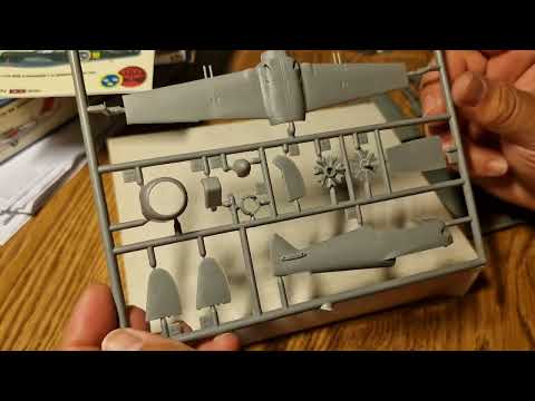 Marivox 1/72 J22 Swedish Fighter, opening the box