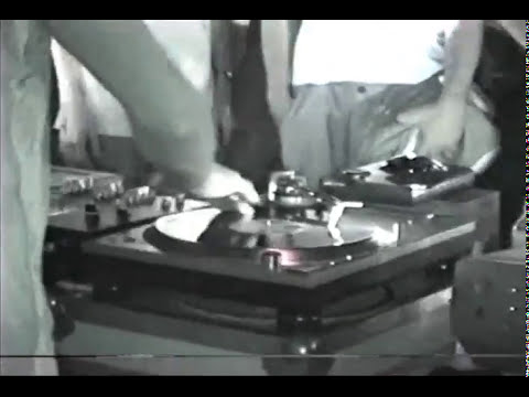 DJ KOS v Xavier - Beat Munchers - Kansas City - 2001