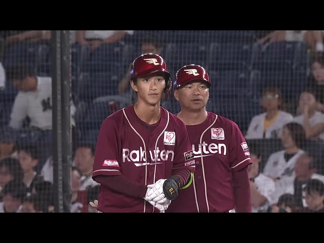 [Top of the 8th] The exciting first hit of the pros!! The Eagles 'Soshi Yoshino hits a memorable hit in his hometown of Chiba!! September 30, 2025 Chiba Lotte Marines vs. Tohoku Rakuten Golden Eagles