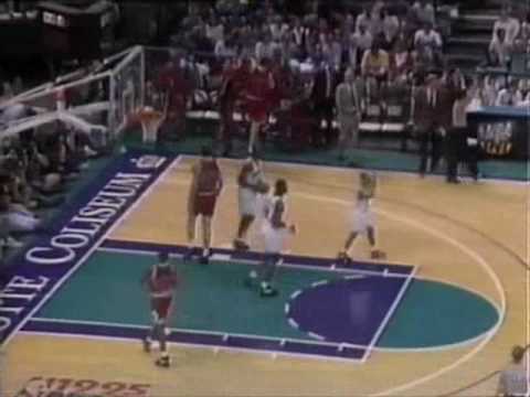Toni Kukoc buzzer beater vs. Hornets in 1995 playoffs