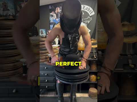 The Best Hat-Maker in The World 🎩(@BladeHats)