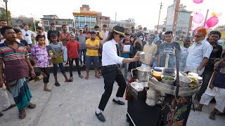 Download the video "Michael Jackson Style Ghoti Gorom Of Bangladesh | Bangladesh Street Food"