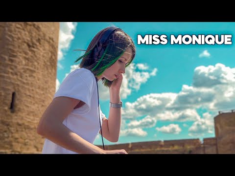 Miss Monique - Live @ Radio Intense, Ballantine's True Music [Progressive House / Melodic Techno]