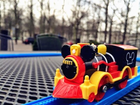 【legetøj lokomotiv】Disney Mickey Mouse Western Locomotive @ Lange Voorhout, Haag, Holland 00868 dk