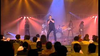 LOQUILLO Y TROGLODITAS "BLANCO Y NEGRO"