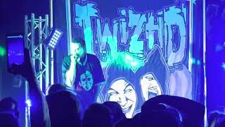 Twiztid - &quot;1st Day Out - &#39;98&quot; [Live]