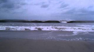 preview picture of video 'Oak island Hurricane Earl swell 3'
