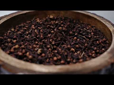Indian Clove Organic Dry Cloves, Whole, Packaging Size: 10 Kg