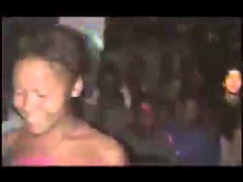 EN EL 1999 OMEGA  El FUERTE Y EL SOPRANO CON TAN SOLO 8 AÑOS IMPROVISANDO