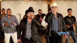 Lenin Ramirez Ft. Jesus Payan Ft. Banda Cruz De Oro - Carlitos y Alejandro (En Vivo 2017)