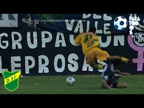 Falta de expulsión de Cardozo. IRM - Def y Jus - Fecha 6. Torneo Primera B Nacional