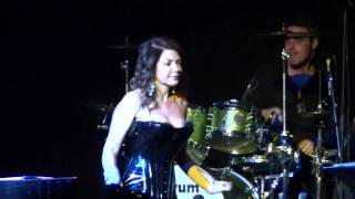 Cristina D'Avena Gem Boy -  E' quasi magia Johnny LIVE @Alcatraz Milano - 18/12/2010