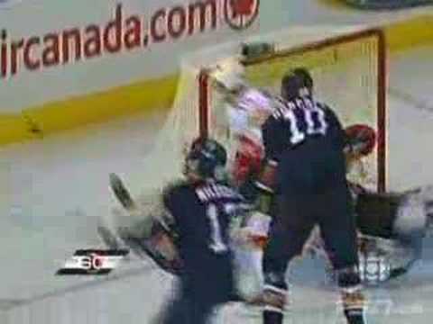 NHL: Calgary Flames @ Edmonton Oilers (Nov. 17/07)