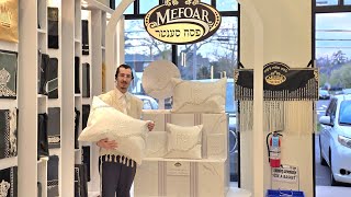 Mefoar Judaica Pesach Center! Come in and guaranteed you'll find something for you! #מפואר פאר יעדעם