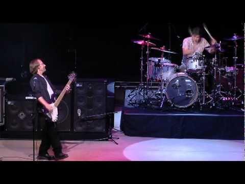 Big Head Todd and The Monsters - Resignation Superman (Live at Red Rocks 2008)
