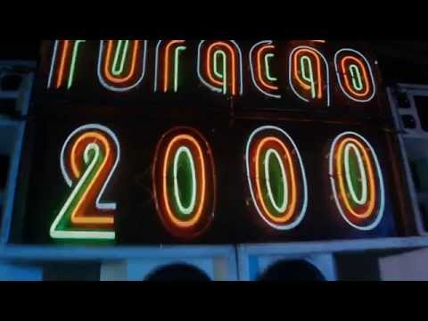 MC REIZINHO - TEASE SHOW - ILHA DE GUARATIBA - FURACÃO 2000