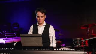 Video thumbnail for Kurzweil KM88 - USB MIDI клавиатура / контроллер by ltm-music