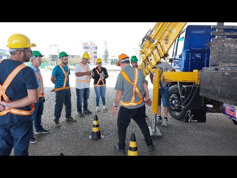 CURSO DE OPERADOR DE CAMINHÃO MUNCK e OPERADOR DE EMPILHADEIRA em Tubarão e região!!!