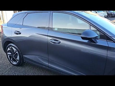 MG MG4 MG4 LR Exclusive - Image 2