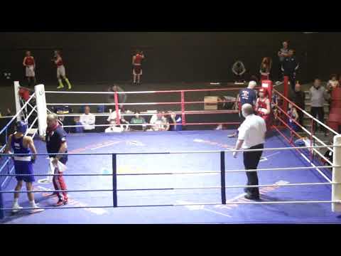 Dublin Schoolboys vs England - Bout 6