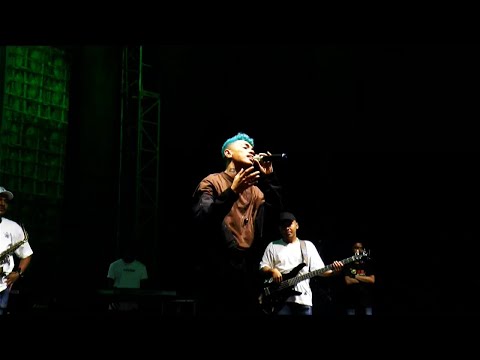 Fresly Nikijuluw - TAMANG MABO - Manokwari