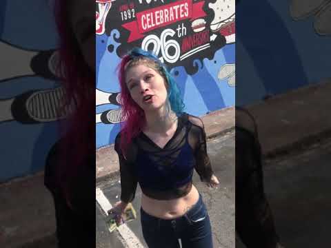 Best Who Run It Freestyle! White girl kills it