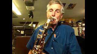 Video thumbnail for Yamaha YTS-475 tenor #129XXX demo by Steve Gray