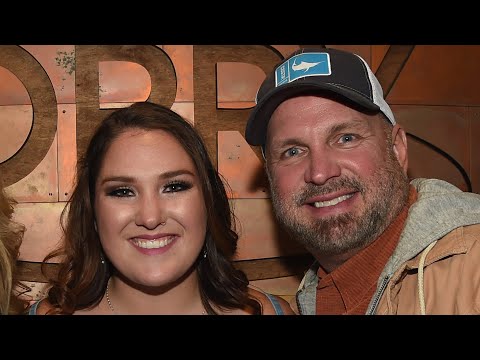 Garth Brooks Reveals His Daughter’s Coronavirus Diagnosis