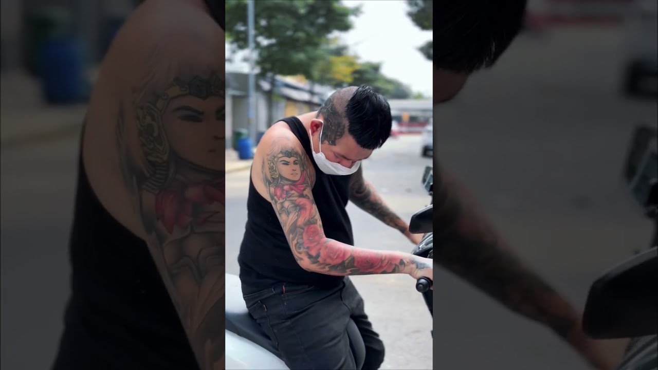 SK - Don't Even Think About Touching The Car #sakurakind #kindness #short