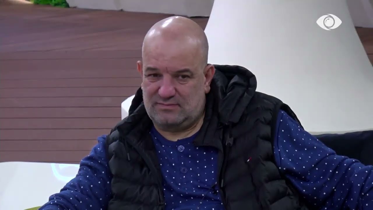 “Sa më i qetë të jesh…”/ Armiri ‘këshillon’ Senon: Lojën bëje deri në fund