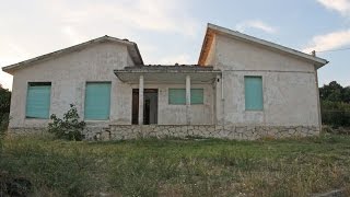 preview picture of video 'Country house with land - Carpineto Sinello, Abruzzo'