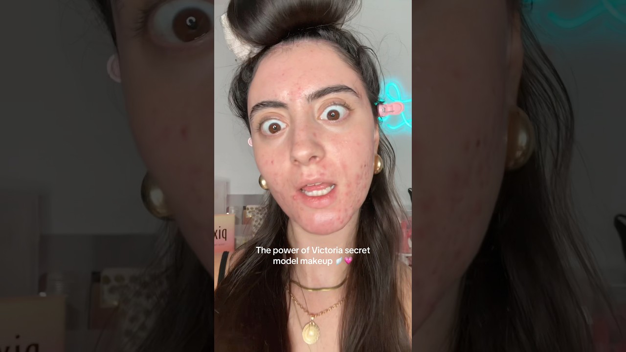 The power of Victoria secret model makeup 💗🪽 #realskintexture #acnemakeup #makeuptutorial