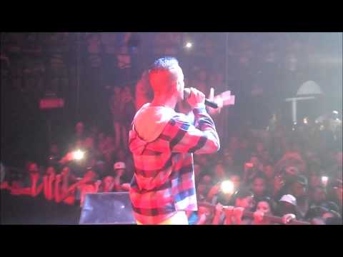 Mc Brankim Os Menino é feio mais ta na Moda / Senta no Colo do Men Ao vivo na Nitro Night