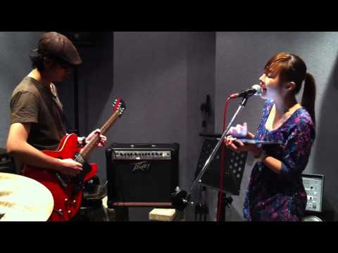 6/4 FHM x 德誼 漢神巨蛋旗艦門市開幕活動【鄭宜農iPad2表演排練】