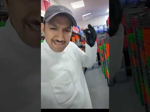 لقطة حقيقية من زيارة تعريفية لمرفق تعبئة عسل ثري بيز في الكويت