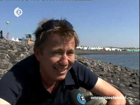 Rowwen Hèze: 'Het kan gewoon niet beter dit jaar' Concert at Sea 2010