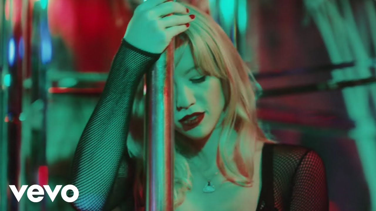 Gorgon City ft. Elderbrook — Smile