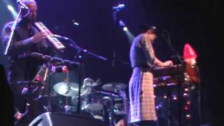 lisa hannigan, an ocean and a rock