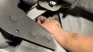 2007 Chevy Silverado:  Replacing the oil level sensor