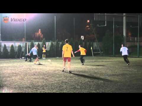8. tydzień: Electrix - Melange Football Team (FLS Wiosna 2013)